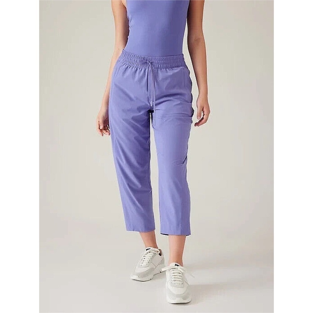 Athleta Arrival Pant in Pastel Purple Sz 8/P